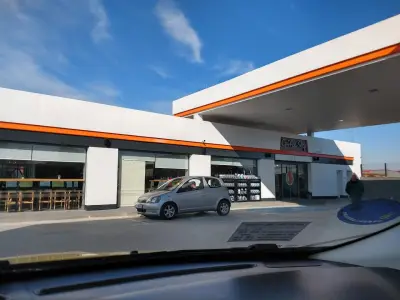 Бензиностанция INSA OIL