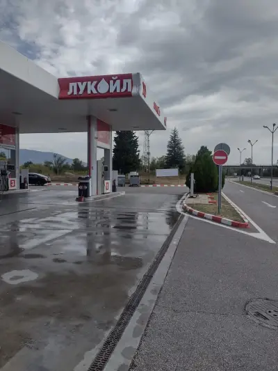 LUKOIL B 106