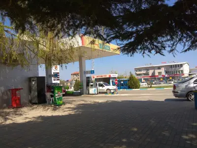 Бензиностанция Бенита Галата