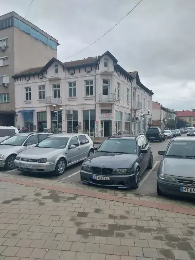 Цветарски магазин Флора Нова