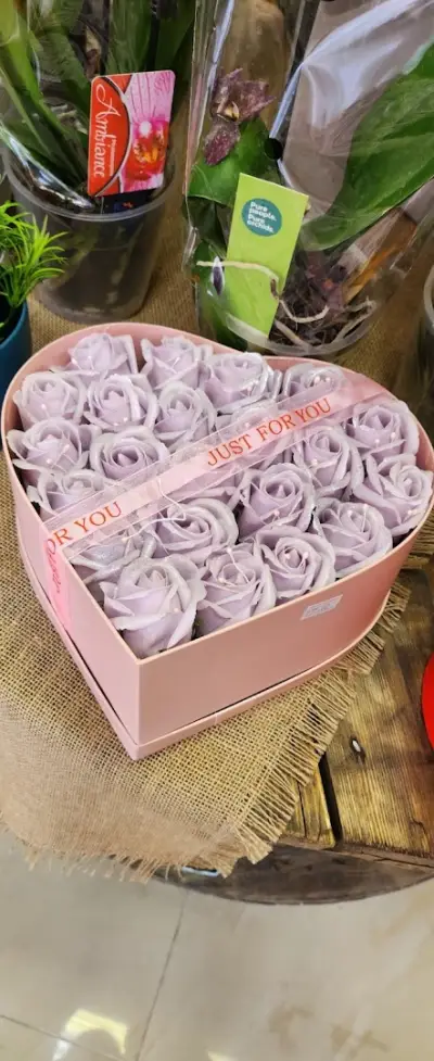 Цветарски магазин Vailet's flowers