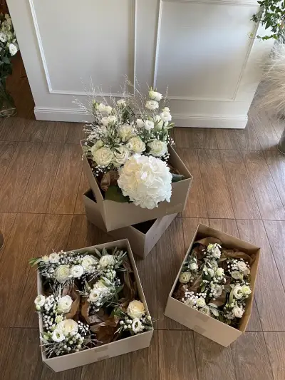 Damascena Flowers' Apartment