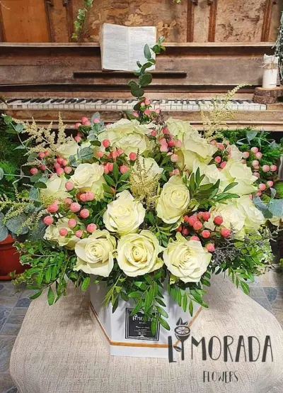 Цветарски магазин Limorada flowers