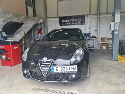 MACMAN GARAGE