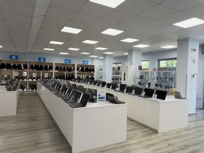 Изот компютърс