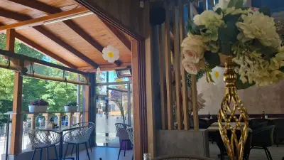 cafe & pizza fashion