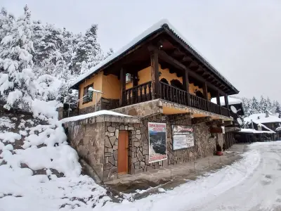 "SAFARI BAR" VELINGRAD от SAFARI ADVENTURE VELINGRAD