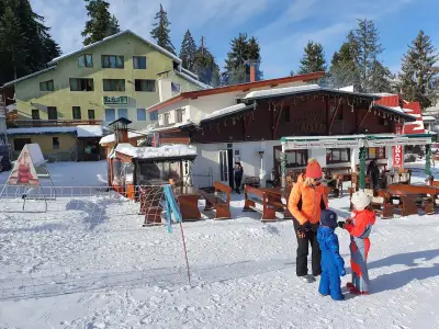 Hotel Forest Star on the Ski Slope