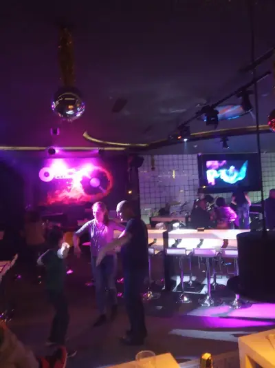 Grand Live Club (Piano Bar Louis)