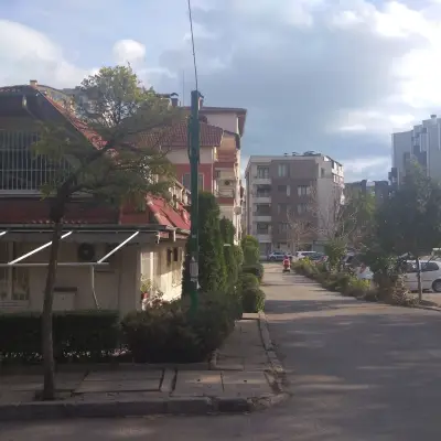 Очен кабинет и оптика -Д-р Радев