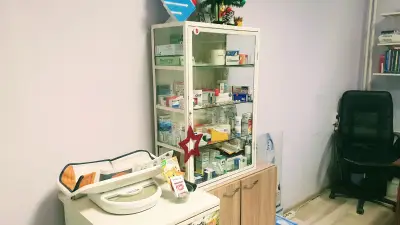 д-р Мирославов