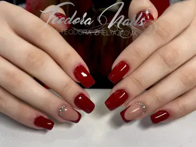 Teodora nails/by Teodora Zhelyazkova