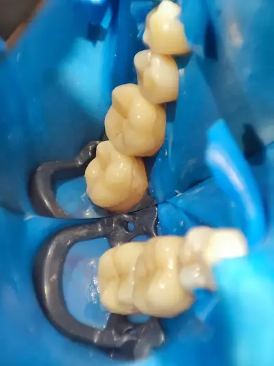 TD-DENT Dental Studio