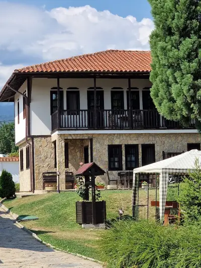 Къщи за гости Кедър