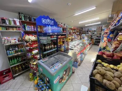 Магазин за хранителни стоки ,,СИРОПА”