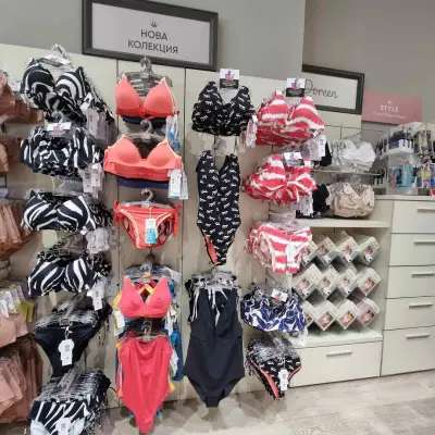 Триумф Ринг Мол original monobrand store