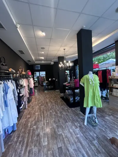 "EPISODE" Fashion Boutique