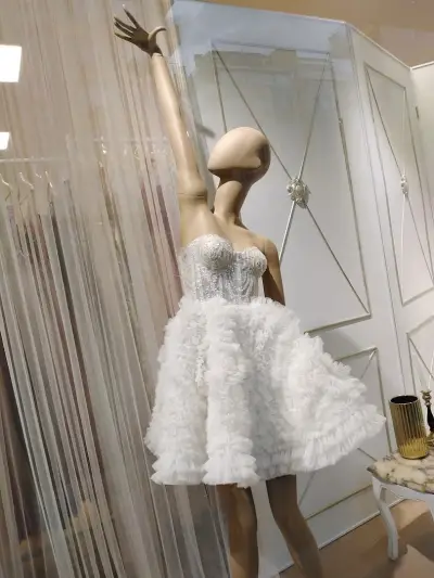 Paloma Fashion – булчински рокли и абитуриентски рокли София