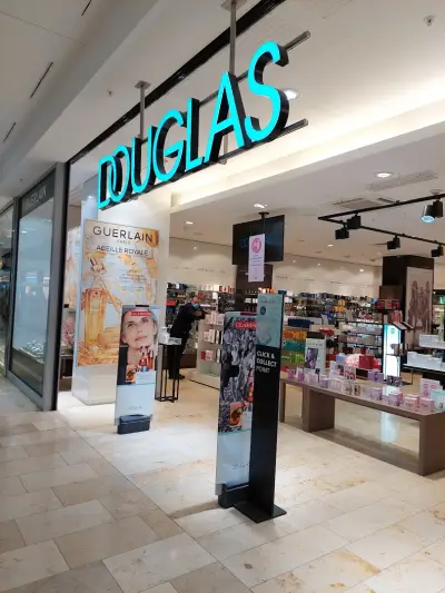 DOUGLAS 2 SERDIKA CENTER