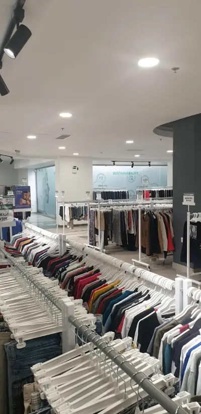 магазин MAGIA София Галакси център - Second Hand & Outlet находки
