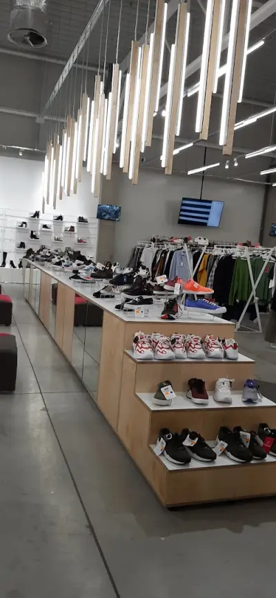 магазин MAGIA София Jumbo Plaza - Second Hand & Outlet находки