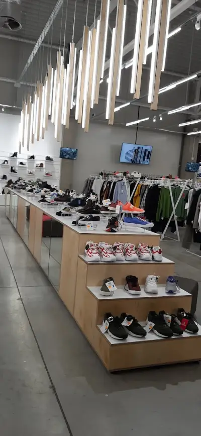 магазин MAGIA София Jumbo Plaza - Second Hand & Outlet находки