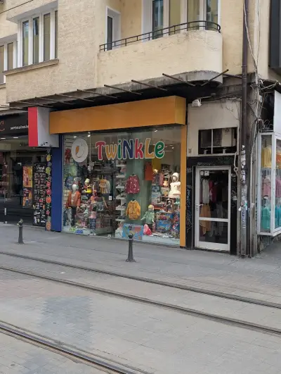 TwiNkLe - Детски обувки D.D.Step, дрехи и играчки
