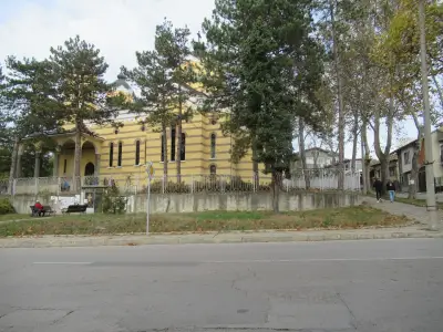 OU „L. Karavelov“