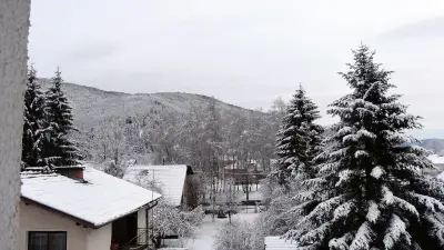 Семеен Хотел Искър