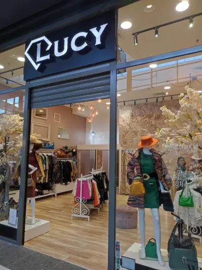LUCY Fashion
