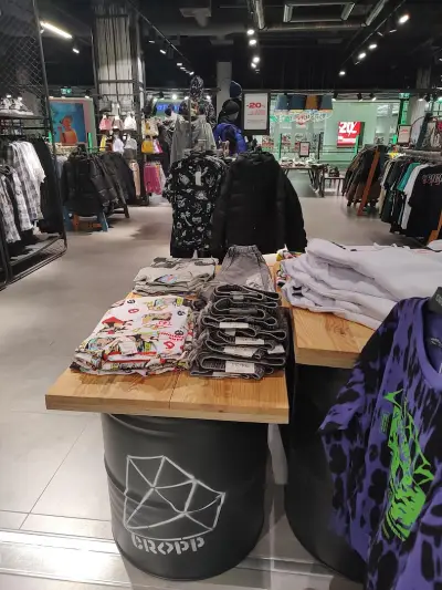 Cropp