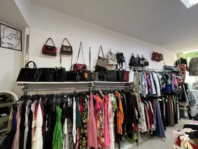 SISI BUTIK