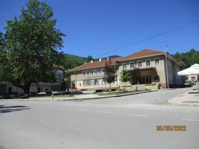 Кметство Лесидрен