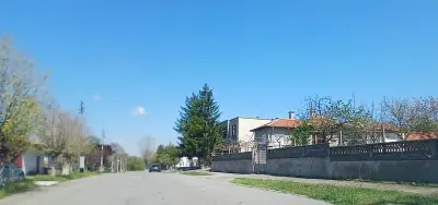 Кметство Пет могили