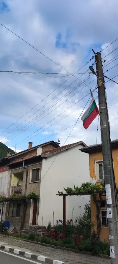 Кметство Брежани