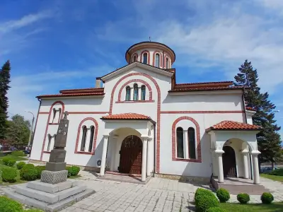 Храм "Свети Атанасий Велики"
