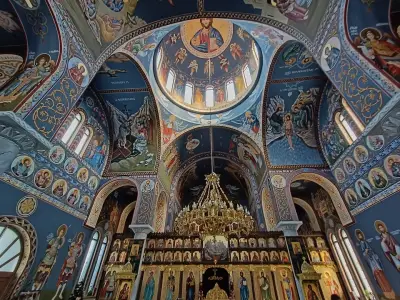 Храм "Свети Атанасий Велики"