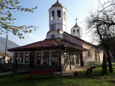Църква Свети Арахангел Михаил