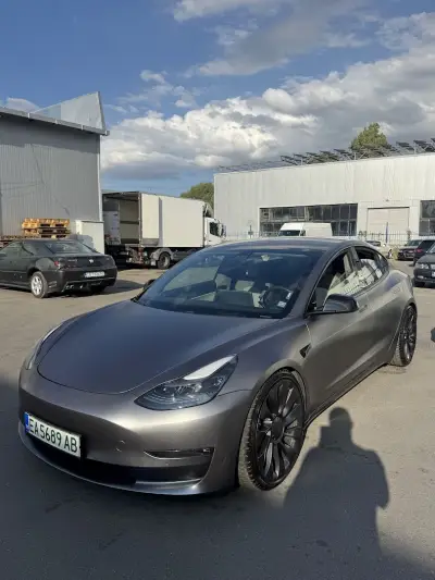 Cosmos Detailing Garage - Автомобилен детайлинг